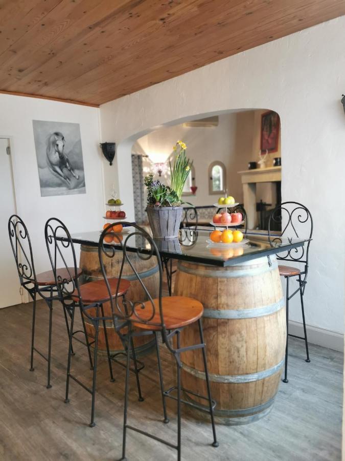 L'Auberge Camarguaise Saintes-Maries-de-la-Mer Exteriör bild